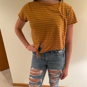 Mustard yellow striped tee